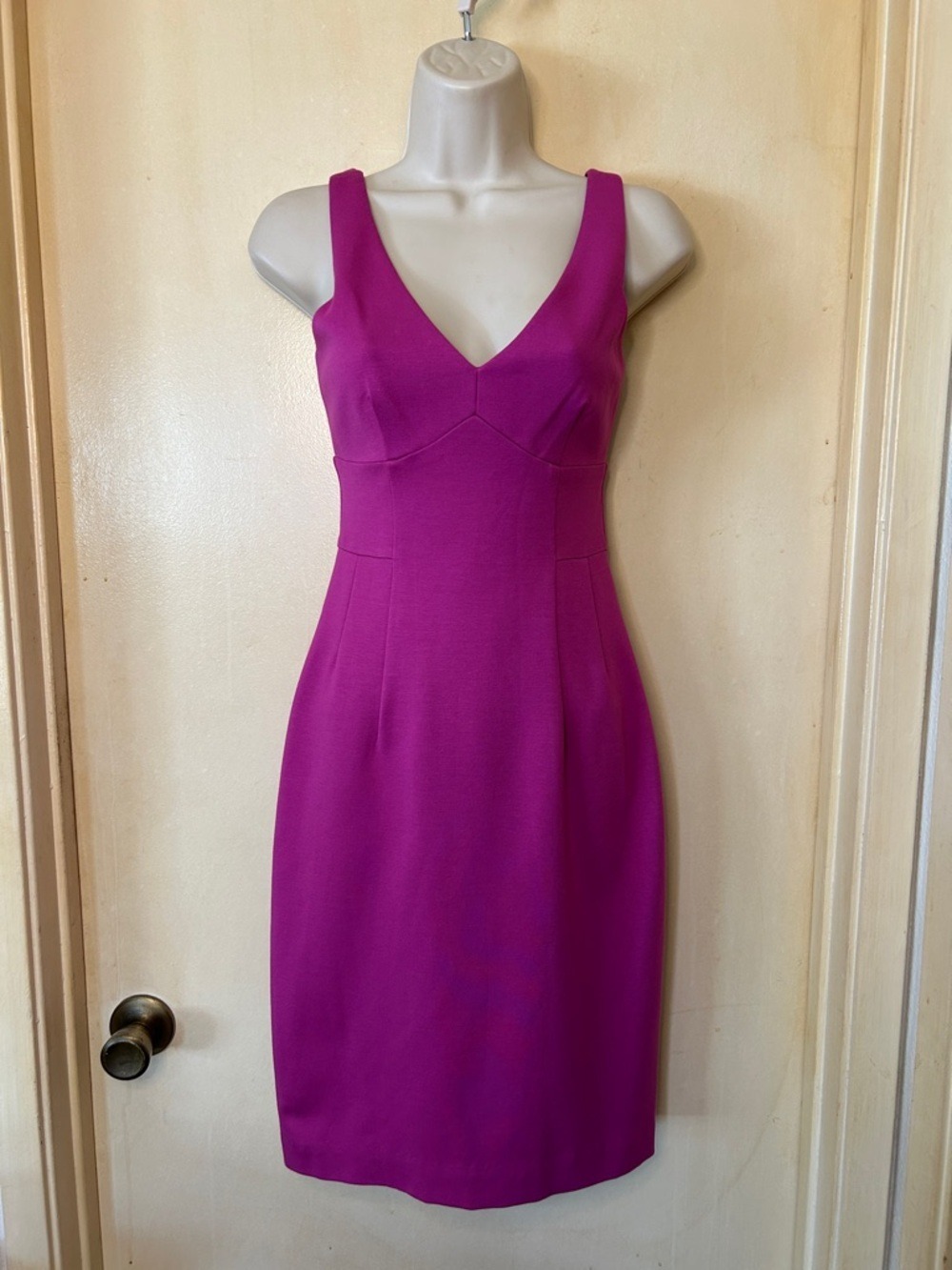 Trina Turk “Suzy”Sleeveless V-Neck Sheath Dress in Magenta size 0